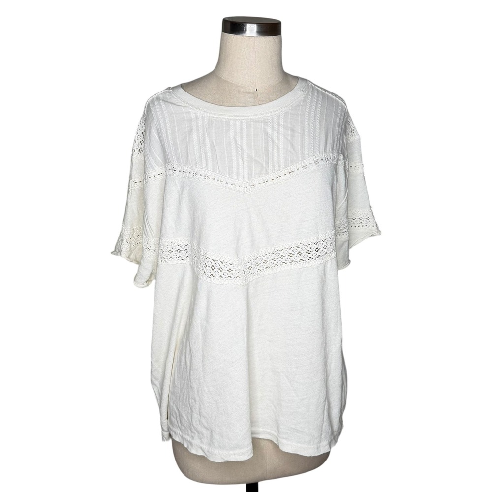 FREE PEOPLE We‎ The Free Top Ivory Crochet Lace Pintuck Women's Size Small NEW